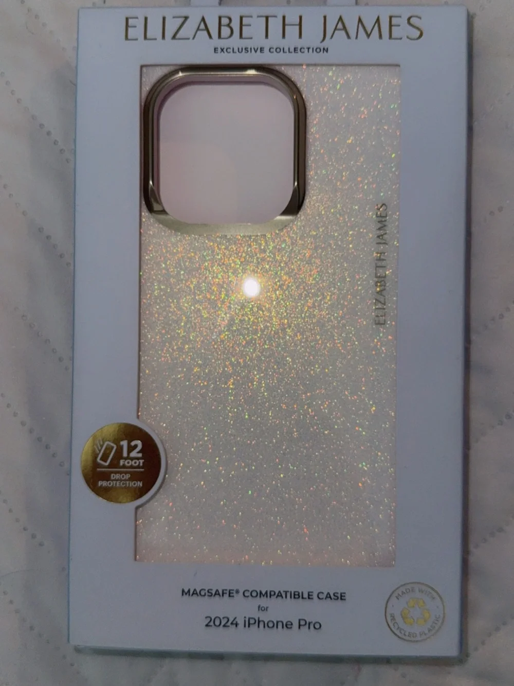 Elizabeth and James Iridescent Glitter White MagSafe Case